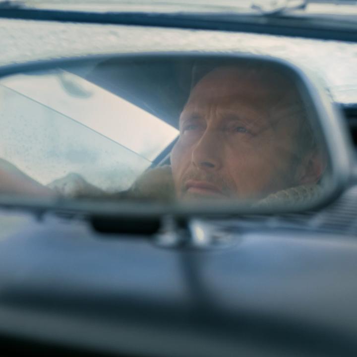 FROM TORINO TO OASI ZEGNA WITH MADS MIKKELSEN Global Ambassador Mads Mikkelsen Official traces the winding roads as he plots a route into the enchanting beauty of Bielmonte – the highest point of Oasi Zegna, the home of our values. #ZEGNA #ZEGNAWINTER25
