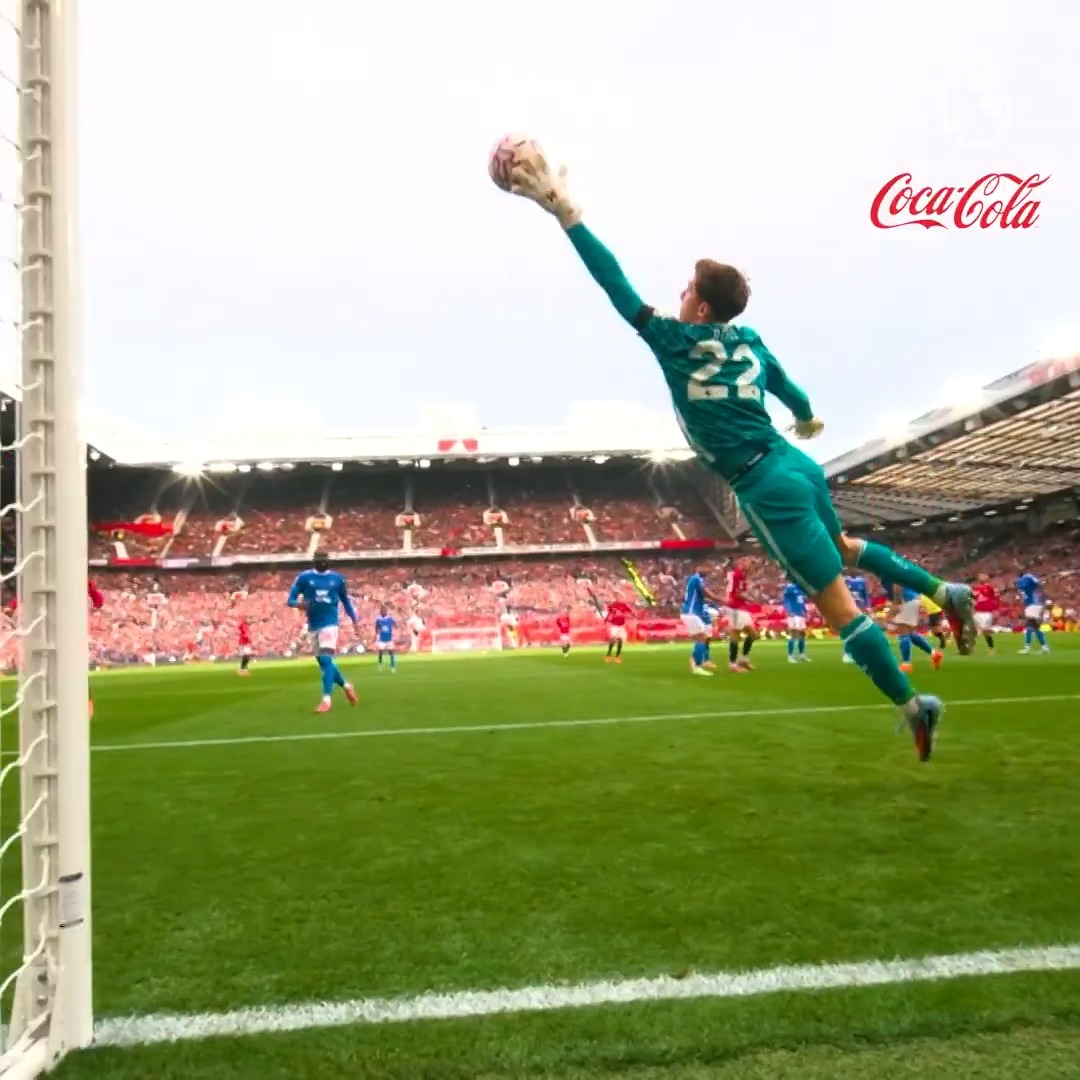 Goalkeepers showing their worth ✋ Vote for your Coca-Cola Save of the Month 🧤