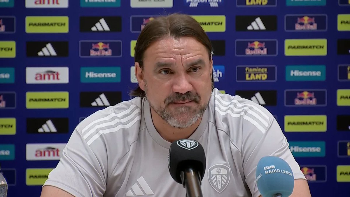 "I like if someone is humble and self-critical, but he doesn't have to say this" Daniel Farke reacts to midfielder Ao Tanaka's frank admission, after he said he hadn't been "good enough" in the Premier League ⚪
