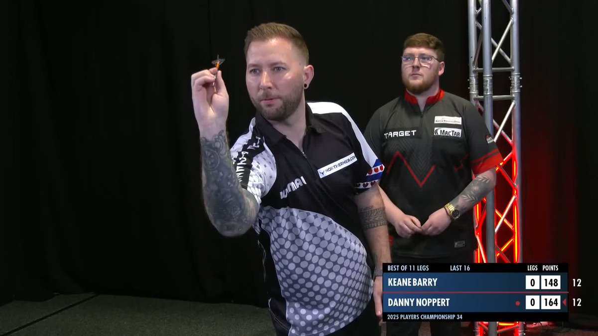 NO MESSING FROM NOPPERT! What a start! Danny Noppert draws first blood against Keane Barry with a brutal 164 checkout! 📺 #PC34