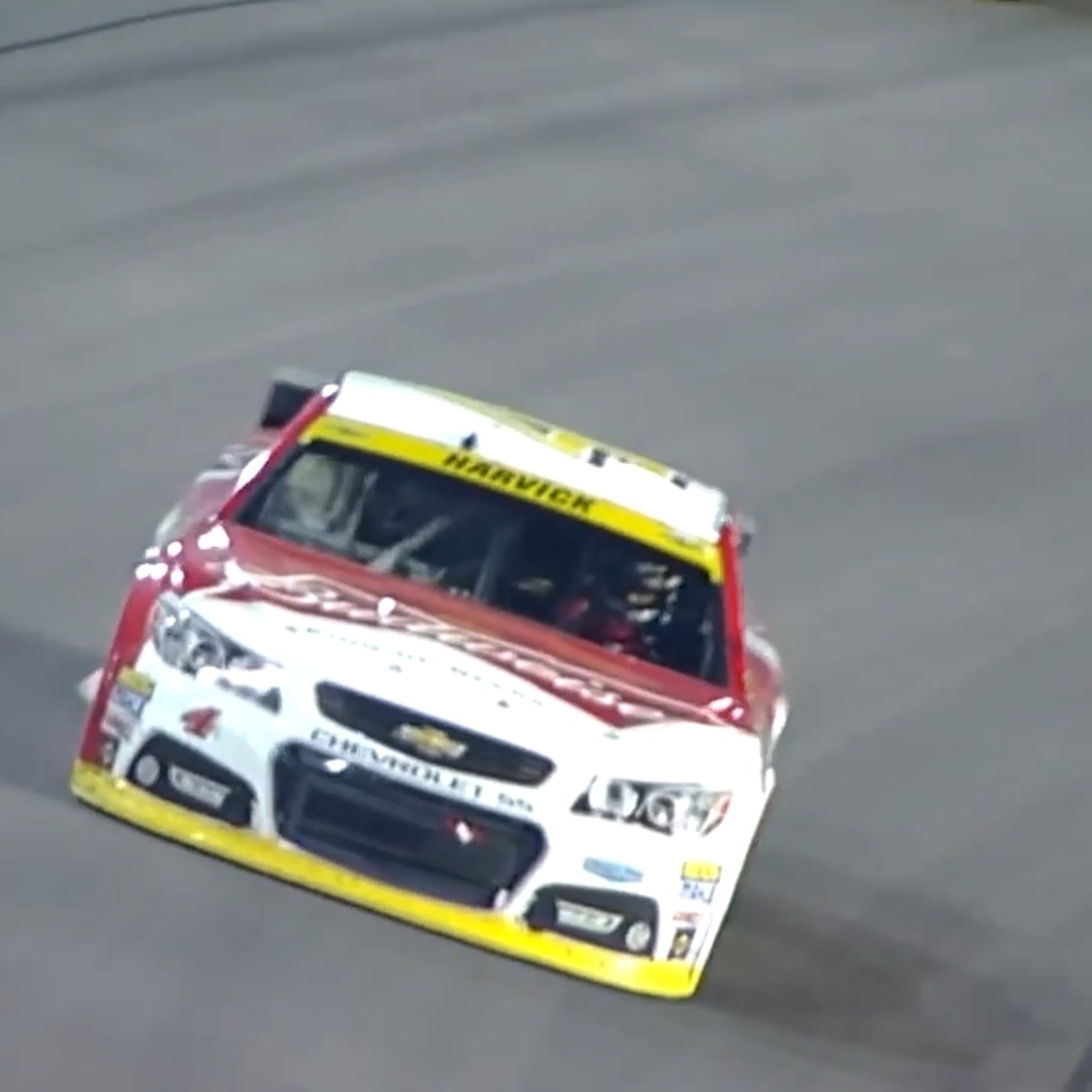 They called Kevin Harvick The Closer for a reason. 🏆