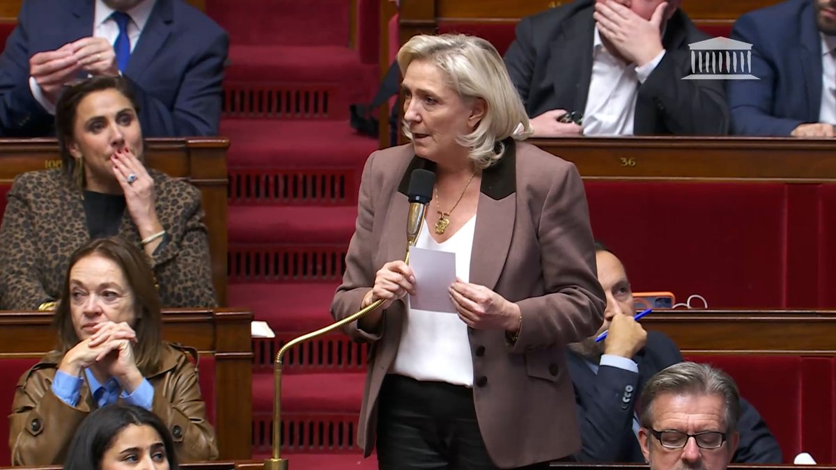 Certains disent vouloir défendre les agriculteurs. En réalité, ils sont les pires députés pour la survie de l'activité des agriculteurs. Ils sont ceux qui défendent l'intégralité des propositions de loi qui les empêchent de pouvoir gagner correctement leur vie.
