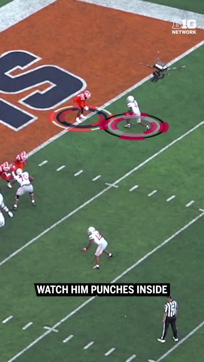 "This is an 𝘦𝘭𝘪𝘵𝘦 player getting coached by an 𝘦𝘭𝘪𝘵𝘦 coach." Urban Meyer breaks down Ohio State Football WR Jeremiah Smith’s game and how Brian Hartline has been key in his development 👇