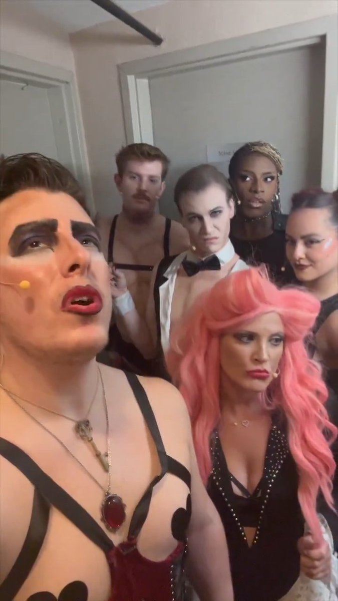 Ahhhh… that’s it. 🎃 #rockyhorrorpictureshow