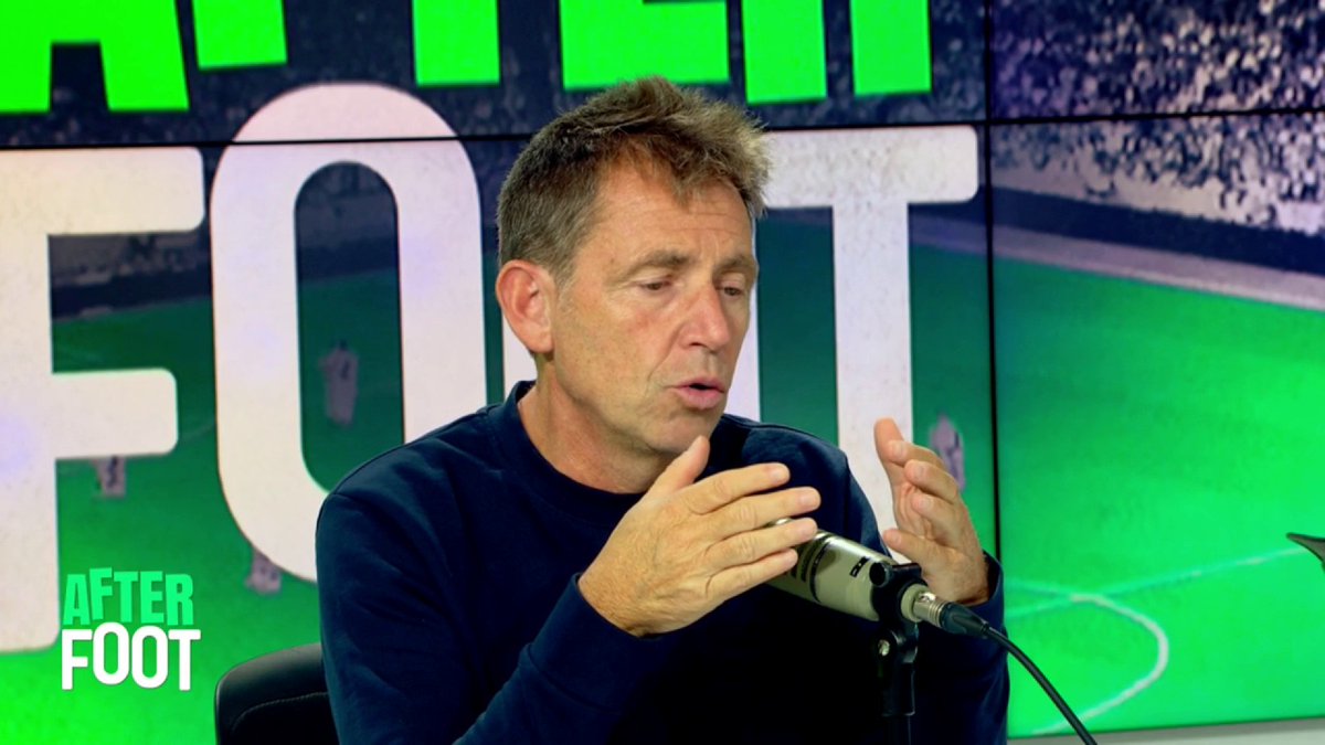Daniel Riolo s'interroge sur la réaction (ou le manque de réaction) collective concernant la gestion du début de championnat par le PSG #RMCLive
