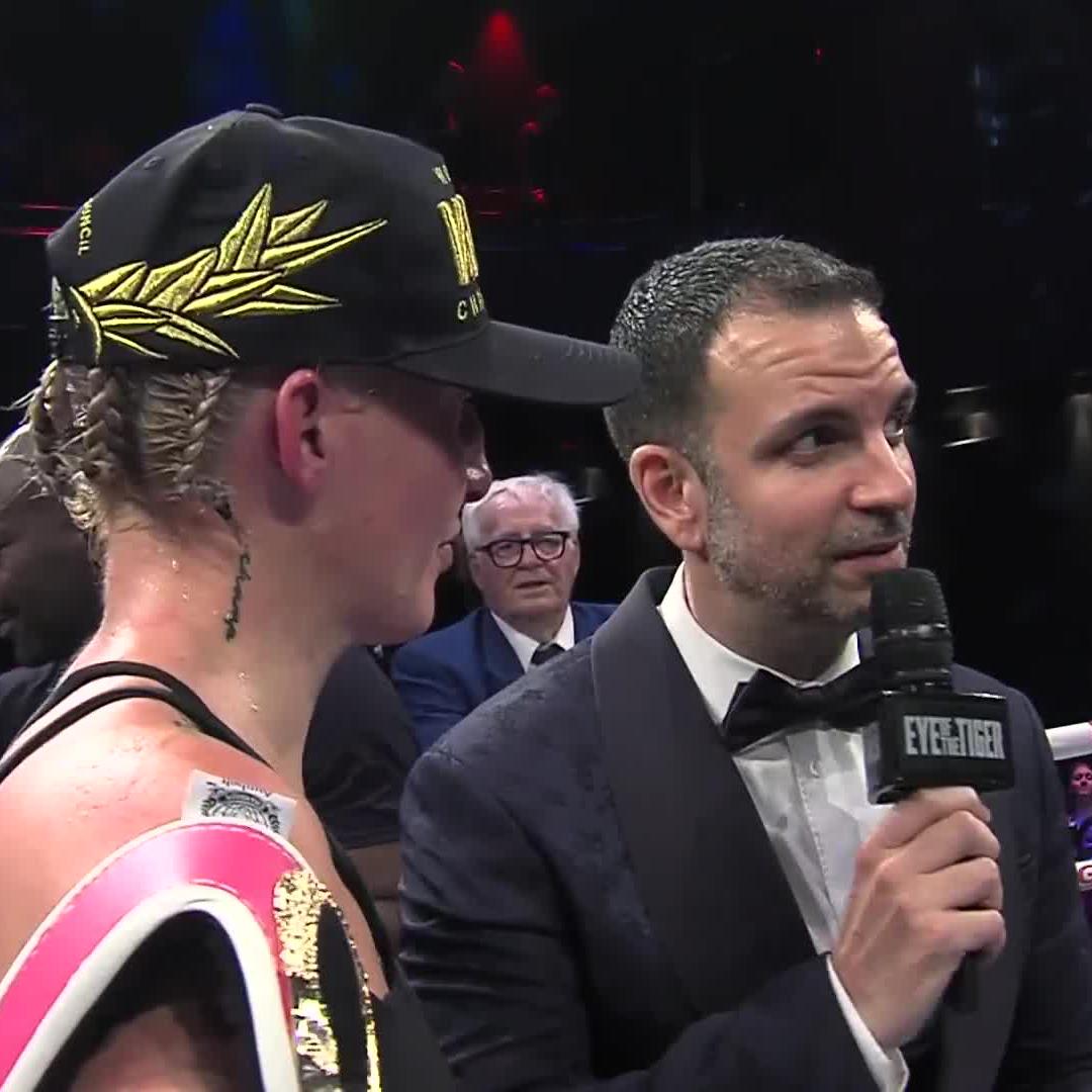 The champ has options 👀 Mikaela Mayer | #SpencerMayer
