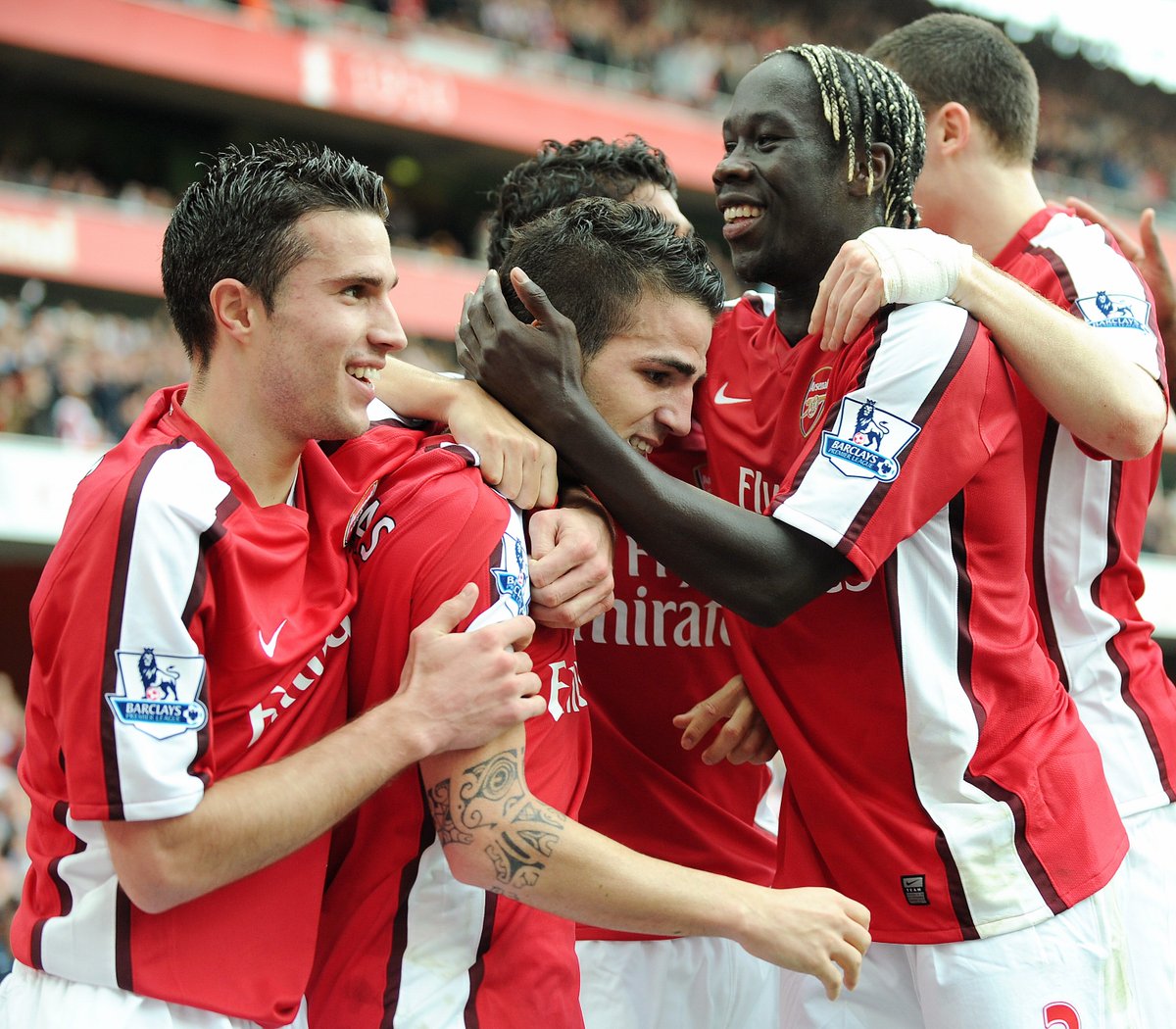 On this day in 2009: Arsenal scored two goals in just 11 seconds (!), including THAT solo Cesc Fabregas goal, in a 3-0 rout over Tottenham. ⚡️ 🔴 Van Persie (42’) 🔴 Fabregas (43’) 🔴 Van Persie (60’)