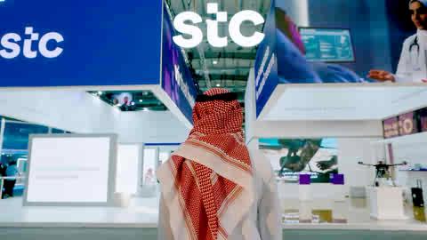 اختتمنا مشاركتنا في #ملتقى_الصحة_العالمي2025 بعد أربعة أيام حافلة بالابتكار والتواصل، استعرضنا خلالها أحدث حلولنا الرقمية في قطاع الرعاية الصحية، ونواصل في stc رحلتنا نحو تمكين مستقبلاً صحياً أكثر ابتكاراً واستدامة.