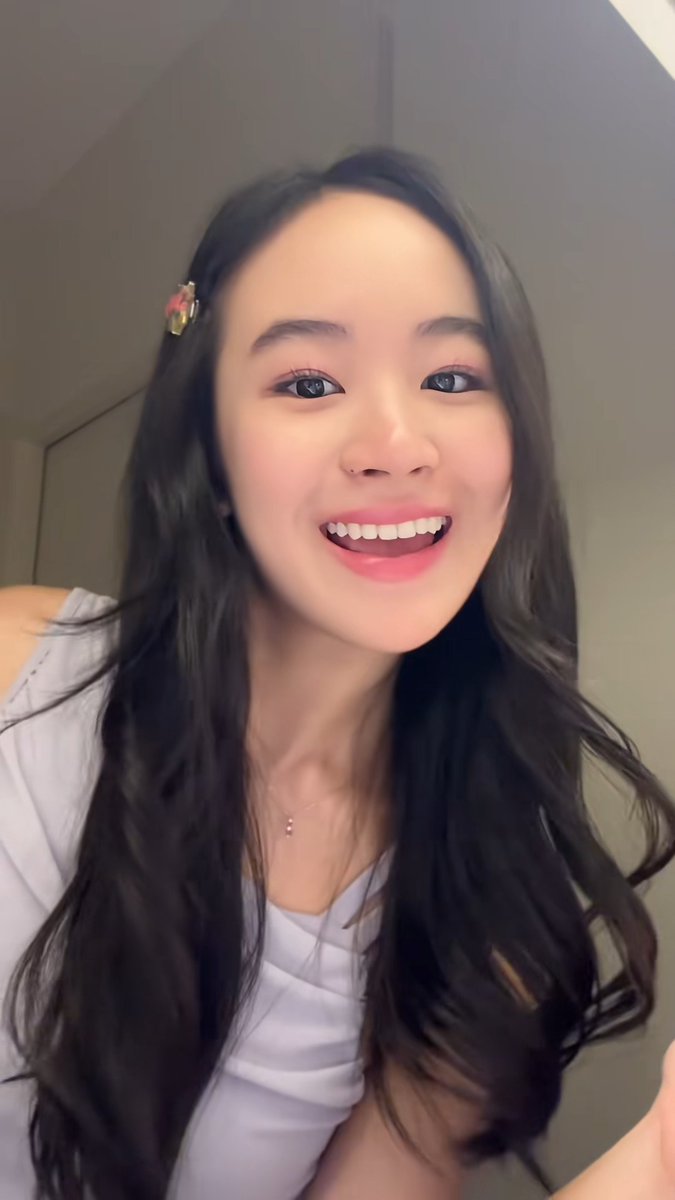 1 MILLION AND COUNTING! 🎉💖 PBB Celebrity Collab Edition 2.0 housemate #CapriceCayetano just hit 1 million followers on TikTok! Congratulations, Caprice! 💕 🎥: Caprice Cayetano on Tiktok #GMAPBBCollab