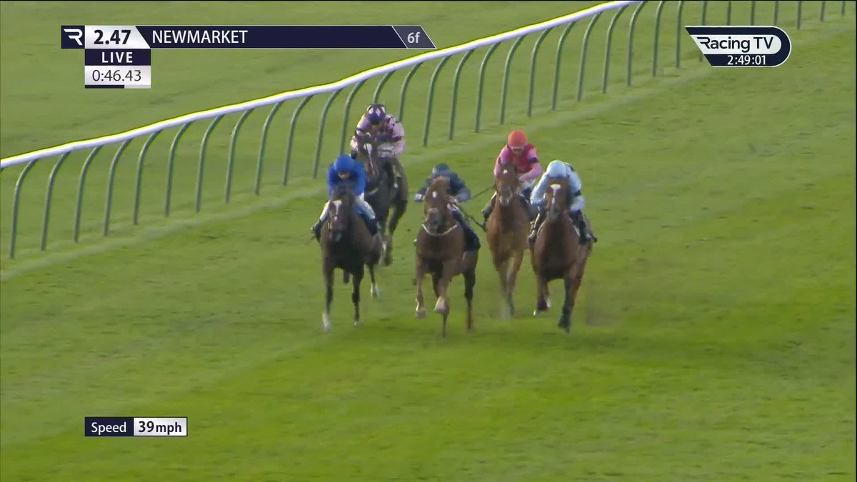 First ride on the Rowley Mile and a winner for Toby Moore ✅ Castle Rock (Havana Grey) gives the young rider his second career winner, scoring for Charlie Appleby and Godolphin Newmarket Racecourse