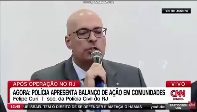Esquerda defende traficantes, e não policiais! Neutralizados na mata, às 3 da madrugada, vestindo camuflado e portando fuzil são bandidos! PT PARTIDO DOS TRAFICANTES