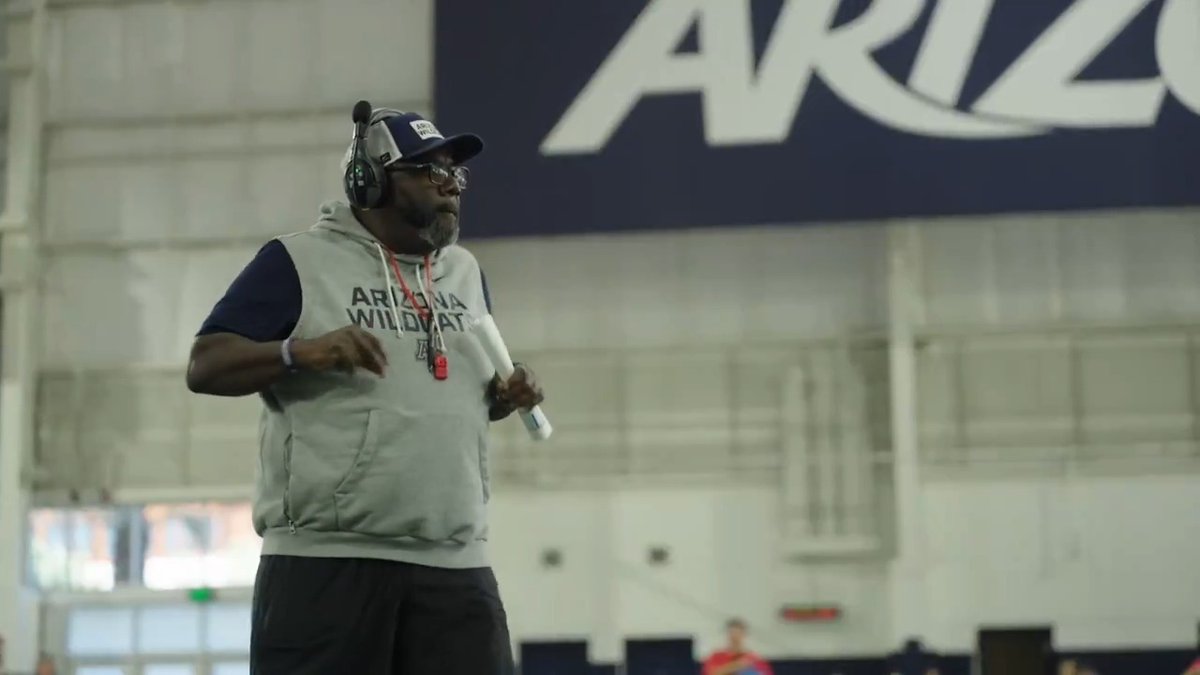 Before he was coaching Arizona Football’s RBs, Alonzo Carter was dancing beside MC HAMMER e/acc - even helping choreograph “Can’t Touch This.” Now he’s bringing that same rhythm &amp; energy to the Wildcats. Jen Lada shares his story Saturday on College GameDay (9a ET, ESPN)