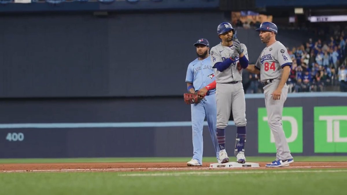 Mookie Betts was moved to the cleanup spot in the Los Angeles Dodgers order for Game 6. He came through with a big 2-run hit!