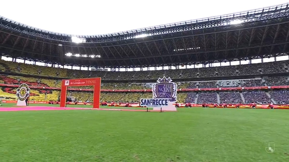 🟡圧巻のコレオグラフィ🟣 🏆 2025JリーグYBCルヴァンカップ 決勝 🆚 柏レイソル vs サンフレッチェ広島 📺 フジテレビ系列で生中継中! #ルヴァンカップ
