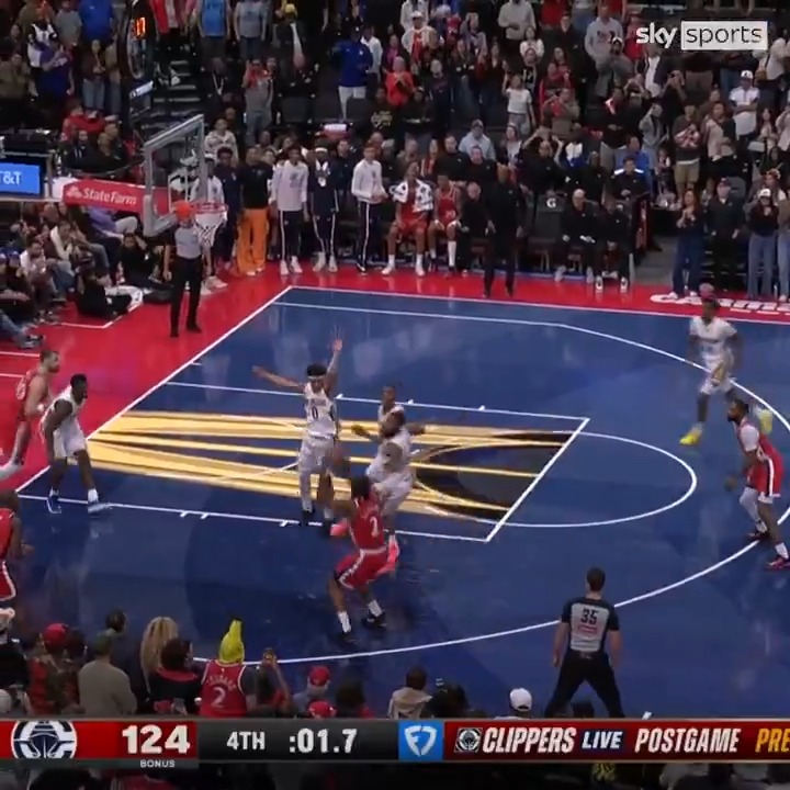 Kawhi Leonard for the win at the buzzer! 🔥