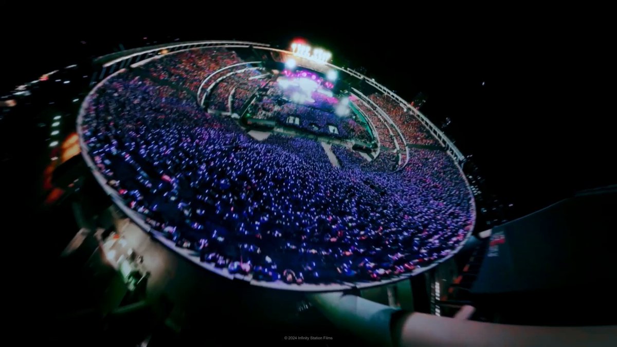 From stadium lights to cabin lights, experience the energy of the world’s biggest concerts, now playing on ice. ⚡️