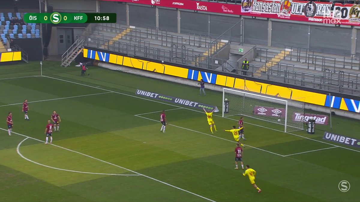 Saba Mamatsashvili med yttersidan! 🤯 Hans andra mål för Kalmar och KFF har tagit ledningen borta mot ÖIS! 📲 Se matchen på HBO Max