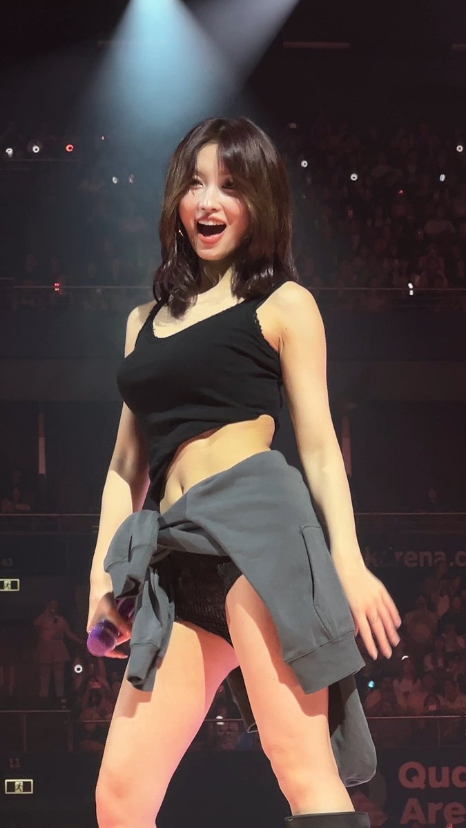 MOMO IN THIS ENCORE LOOK