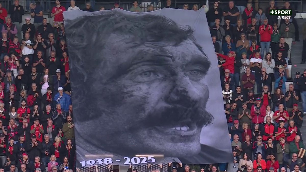 Mayol rend hommage à André Herrero 🥹 RCT – Rugby Club Toulonnais #RCTLOU