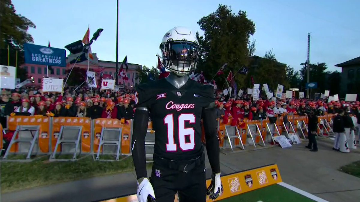 The Houston Cougars will be wearing their dark mode uniforms in honor of strength coach Kurt Hester who died earlier this week from cancer.