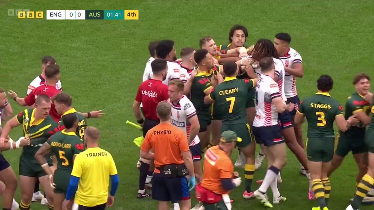 It's getting tasty from the off! 👀 No love lost between England and Australia in the crucial second RL Ashes test 👊 #BBCRL