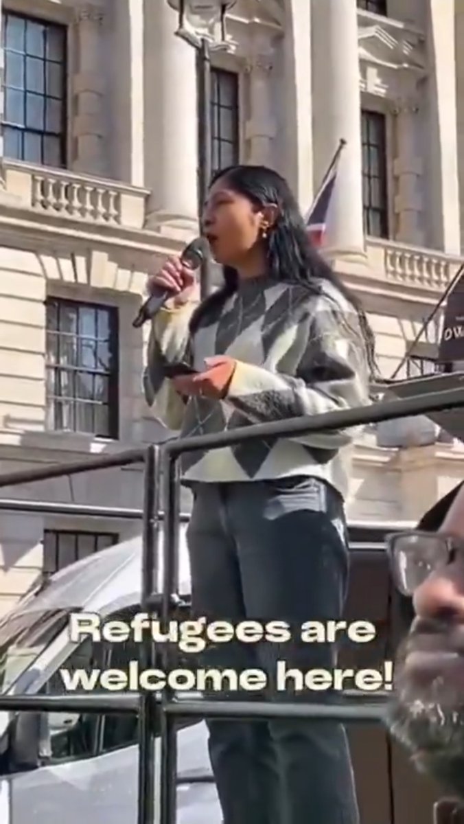 🇬🇧 🇵🇰Zarah Sultana, a Pakistani Muslim MP in the UK, thinks the streets of Britain belong to them. She doesn’t want to see patriots out there and believes the UK should be full of muslim refugees. Gonna tag her account. Got any advice for her? Zarah Sultana MP