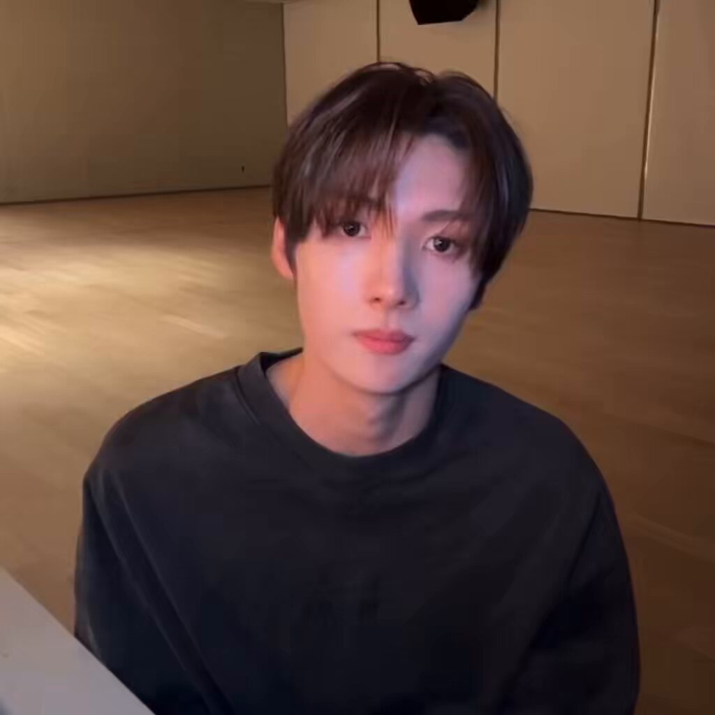 영재가 부르는 넘버원 락스타좀 들어볼사람 제발 와 …………………………..