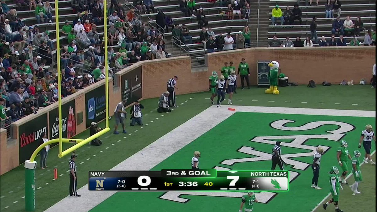 NORTH TEXAS' CALEB HAWKINS HAS TWO TOUCHDOWNS IN THE FIRST QUARTER AGAINST 7-0 NAVY 🤯