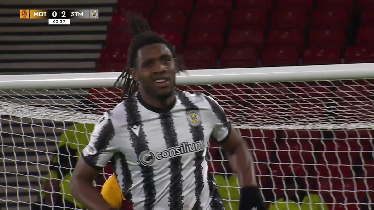 What a strike by Dan Nlundulu! ๐ฅ An unstoppable hit from the St Mirren FC forward to double the lead at Hampden ๐ #PremierSportsCup