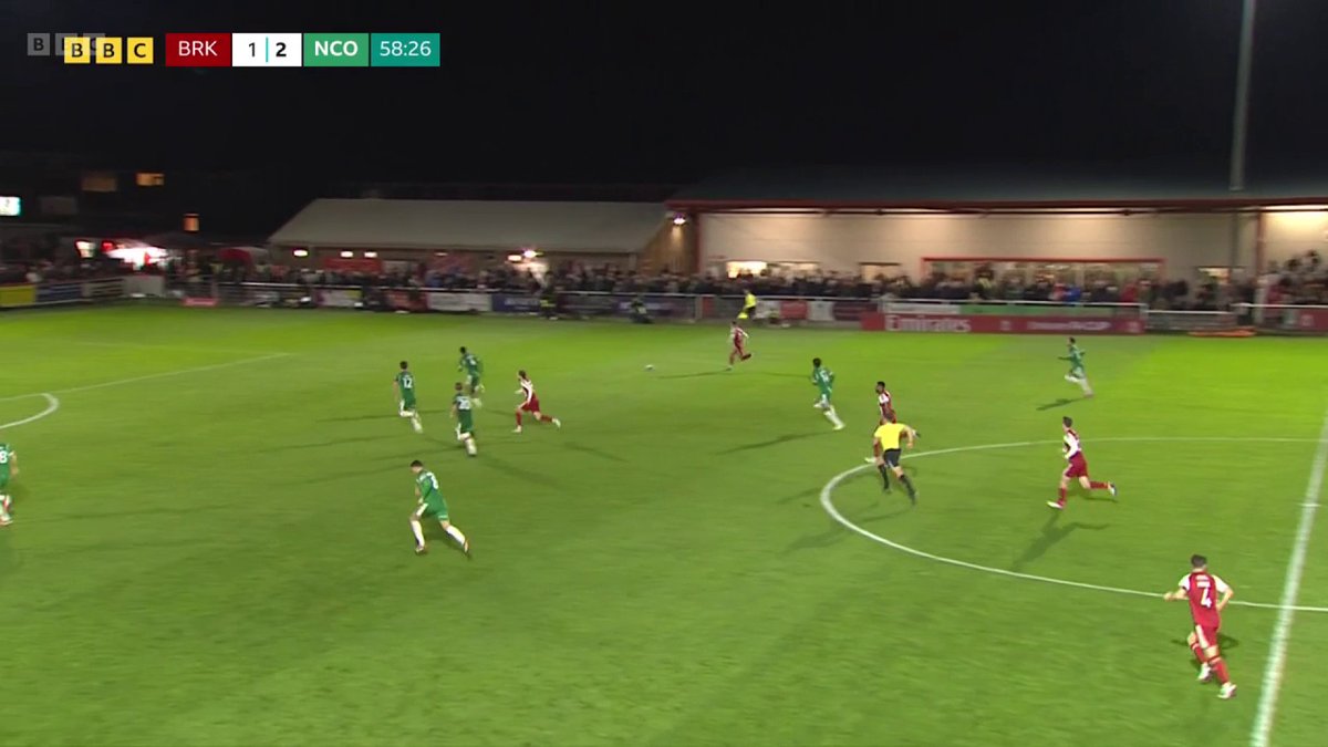 How did this not go in? 😳😳😳