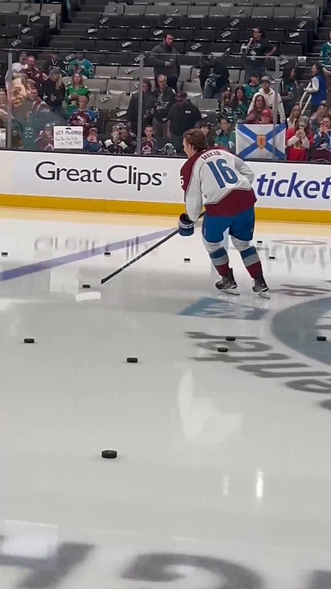 Every other team's worst nightmare, two Makars! 😱 Taylor Makar, Cale's younger brother, is making his NHL debut!