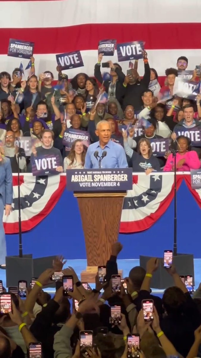 Virginia is fired up for President Barack Obama and @SpanbergerforVA 🔥🔥🔥