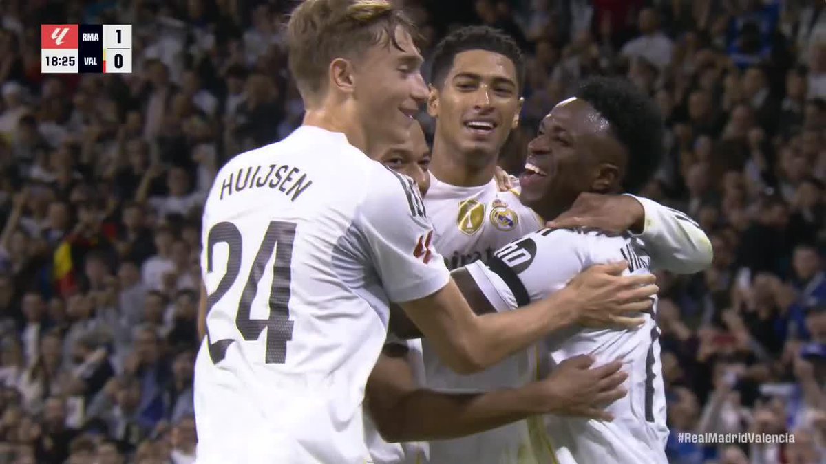 Goal 17 of the season for Kylian Mbappé 👏