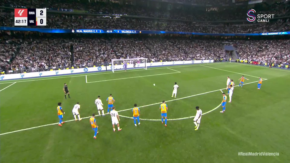 Vinicius JR penaltıyı, Arda dönen topu kaçırdı! 🤯