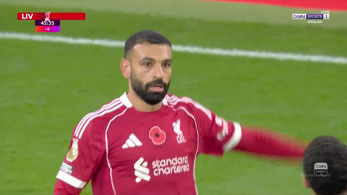 في ليلة عرض تراث الماضي، صلاح يكتب الحاضر 🤩 هدف ليفربول الأول أمام أستون فيلا عن طريق نجم الريدز محمد صلاح 🥅