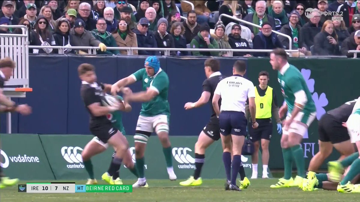 "No more than a penalty for me." Sam Warburton reacts to the Ireland red card. 📺 TNT Sports &amp; discovery+ UK