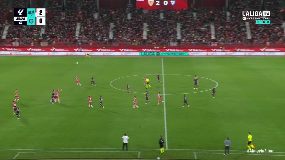 💥 ¡3 GOLES, 3 PUNTOS! Adrián Embarba marcó este golazo para cerrar la goleada del Almería. #LALIGAHYPERMOTION