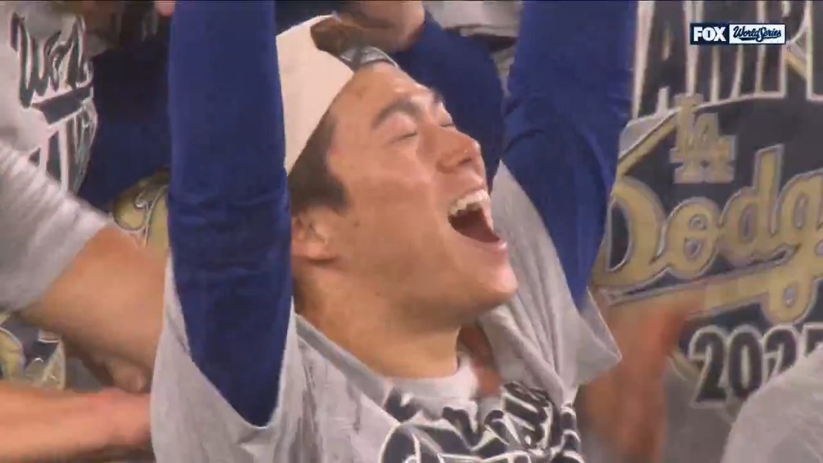 山本由伸投手 🏆19年 プレミア12優勝 🏆21年 東京五輪優勝 オリックスリーグ優勝 🏆22年 オリックスリーグ優勝&日本一 🏆23年 WBC優勝 オリックスリーグ優勝 🏆24年 ドジャース地区優勝&リーグ優勝&世界一 🏆25年 ドジャース地区優勝&リーグ優勝&世界一🆕 ※WS MVP