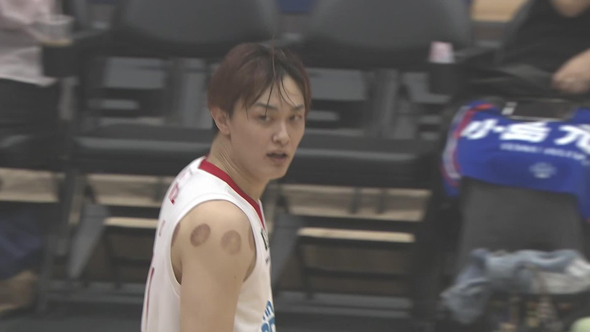 B1個人通算400試合出場達成👏 #11 宇都のバスケットカウントで富山が先制! 宇都直輝 富山グラウジーズ 📡バスケットLIVEで生配信中 #Bリーグ #りそなグループ
