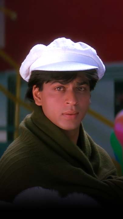 REMEMBER. THERE IS. ONLY. ONE. KING ๐ #ShahRukhKhan