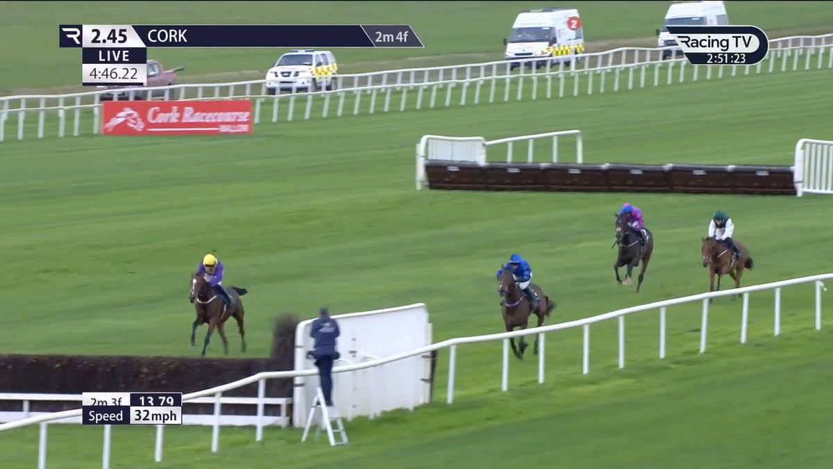 On the march ↗️ 𝐎𝐥 𝐌𝐚𝐧 𝐃𝐢𝐧𝐠𝐥𝐞 adds to his winning chase debut Galway Races with a proper display in the Grade Three Paddy Power-sponsored Irish Stallion Farms Novice Chase Cork Racecourse Make no mistake, Eoin Griffin Racing has a good 'un ✨