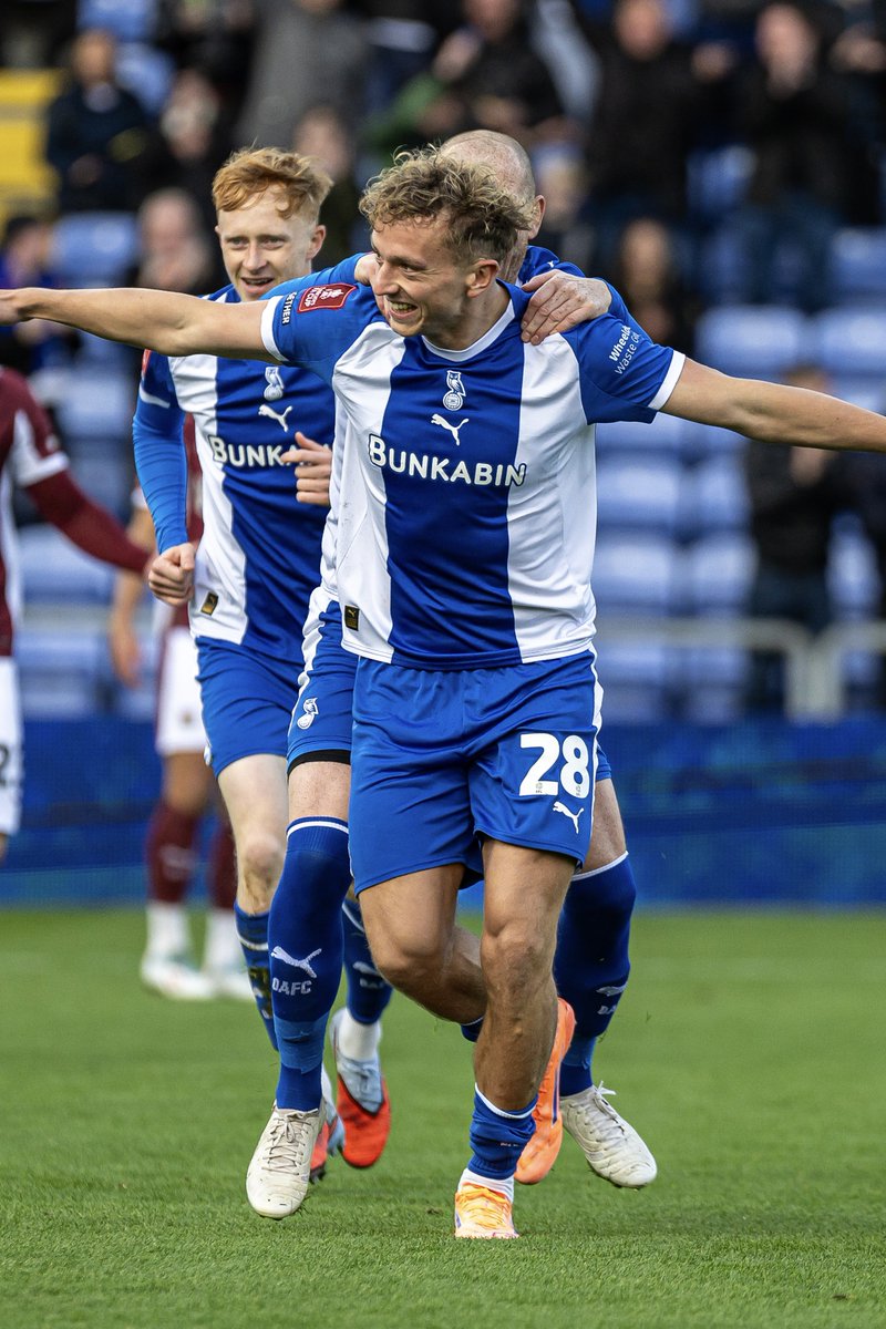 Poetry in slow motion โจ #EmiratesFACup | #oafc