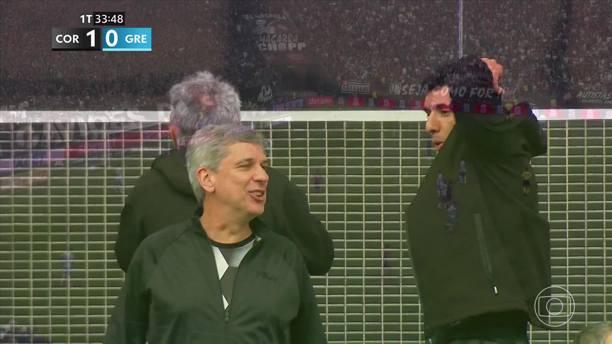 Serginho Groisman na Neo Química Arena acompanhando Corinthians x Grêmio. 🎥 TV Globo 📺 | ge