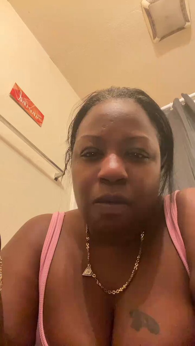 Woman says “it’s so crazy that the president have a felony, your baby daddy has a felony, but he can’t have no job.” “Baby daddy can't get no job because he got felonies. And you know that requires you to go get on food stamps.”