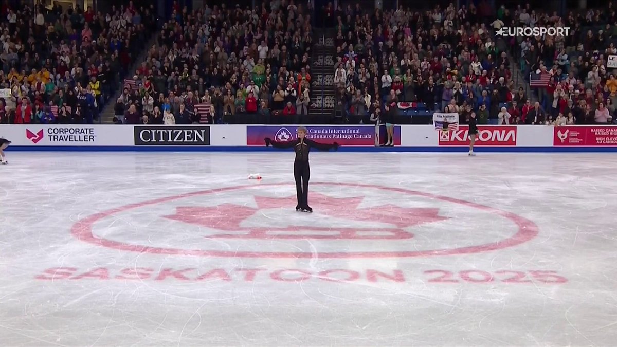 “Esto se estudiará en los libros de historia” Ilia Malinin ha batido el récord mundial de puntuación en un programa libre de patinaje artístico, en el que ha hecho ¡seis! cuádruples, tres de ellos combinados. Hasta se ha marcado un mortal. Es un dios.