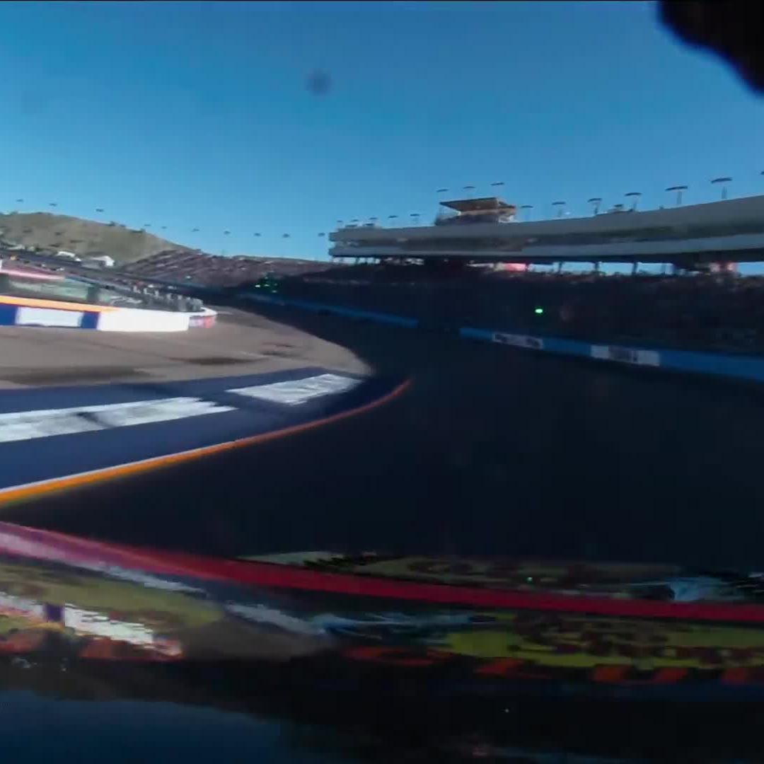 Things seem to be getting worse for Chase Briscoe. The driver of the No. 19 is reporting a massive vibration.