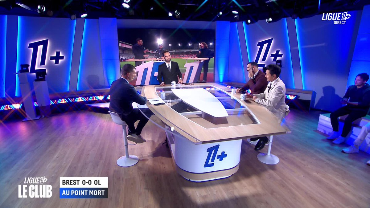 "On a switché de mentalité en 3 jours" 💬 Rachid Ghezzal salue l'état d'esprit de son équipe après avoir disputé toute la rencontre en infériorité 🦾 #SB29OL