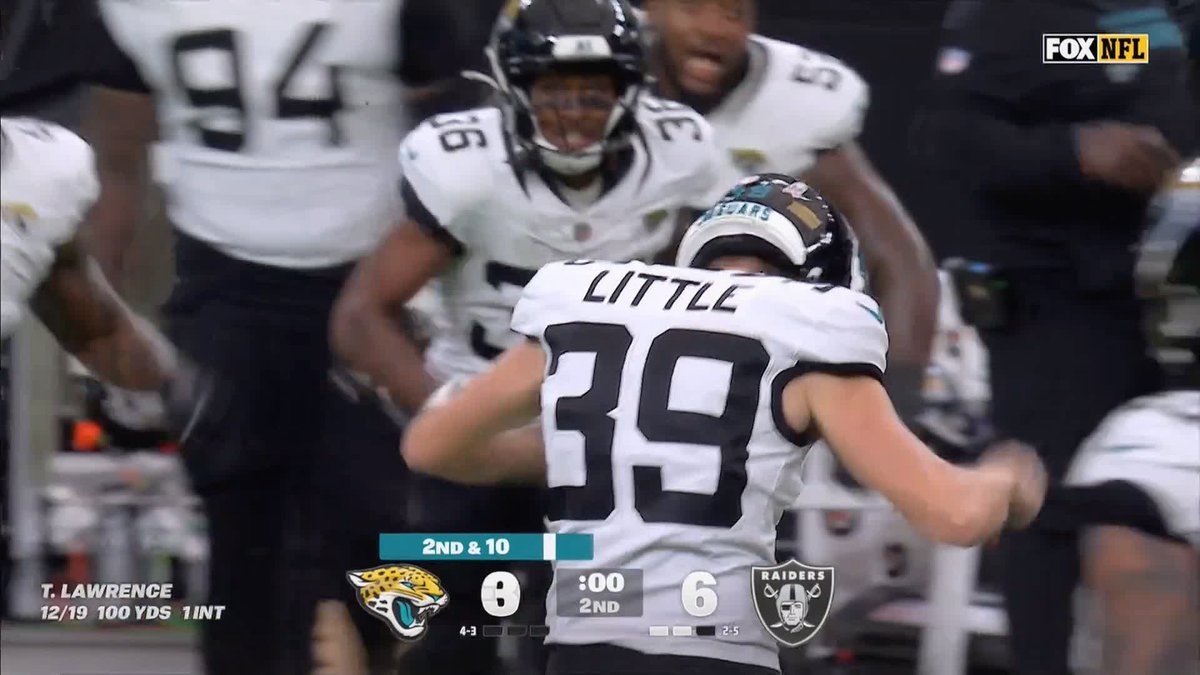 A NEW NFL RECORD 🚨 Cam Little kicks a 68-yard field goal, the longest in NFL history 🤯