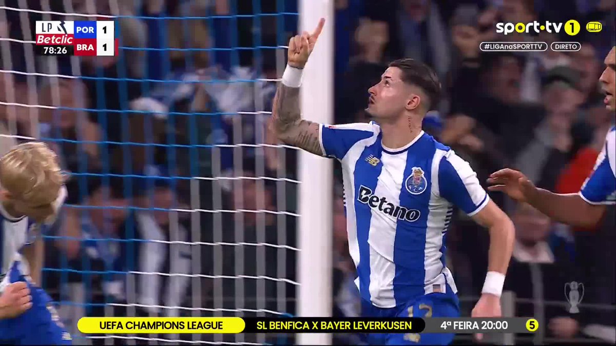 Combinação 🇪🇸 para dar a vitória ao FC Porto! 🐲 #sporttvportugal #LIGAnasPORTTV #LigaPortugalBetclic #FCPorto #SCBraga #betanolp