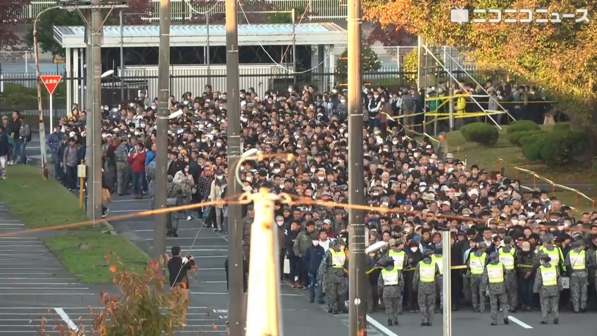 日本一混雑する航空祭 昨年は25万人来場 【国内最大級・首都圏唯一の航空基地】入間航空祭2025 ~ブルーインパルス・第一空挺団の空挺降下も~